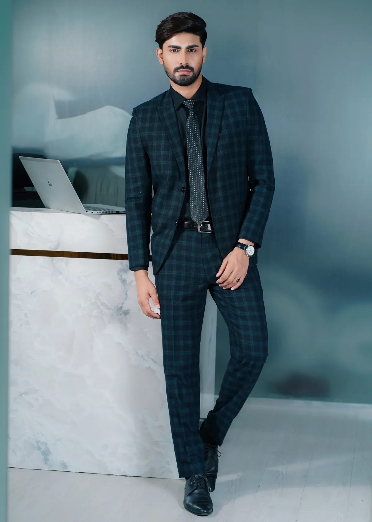 Men's Suits and Blazer